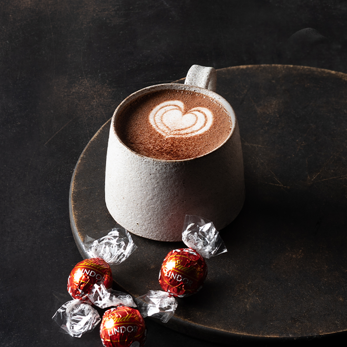 Hot Chocolate – Made with Lindt LINDOR