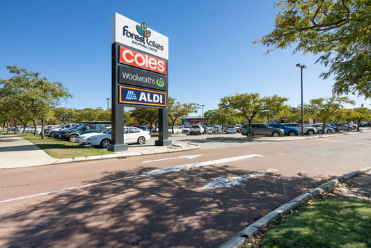 Thornlie | Forest Lakes Shopping Centre
